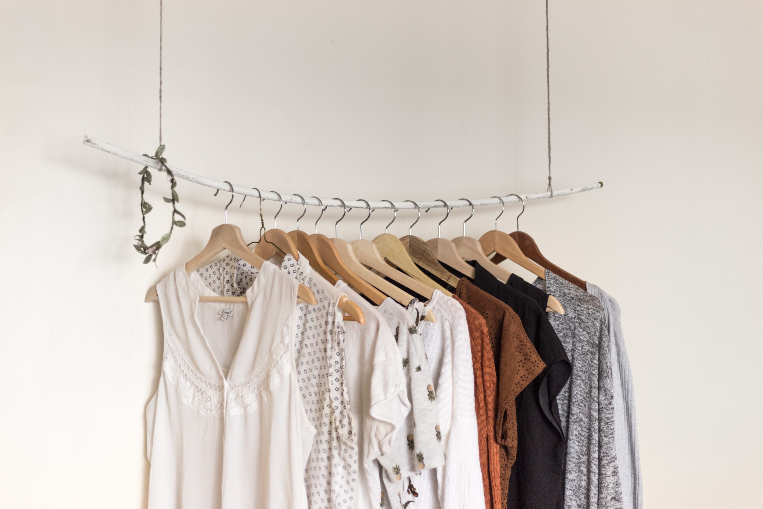 Read more about the article Closet Organizing: 6 Inspiring Articles to See Remarkable Results