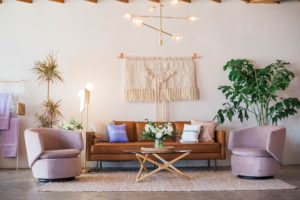 Read more about the article 5 Simple Spring Decluttering Tips